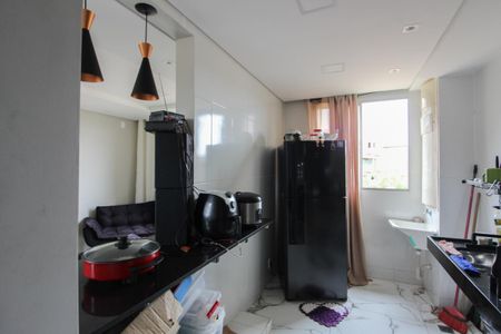 Apartamento à venda com 48m², 2 quartos e 1 vaga Apartamento à venda com 48m², 2 quartos e 1 vagaCozinha e Área de Serviço