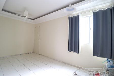 Sala de apartamento para alugar com 2 quartos, 46m² em Osvaldo Rezende, Uberlândia