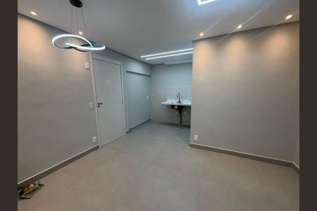 Sala de apartamento para alugar com 2 quartos, 38m² em Cidade Antônio Estêvão de Carvalho, São Paulo