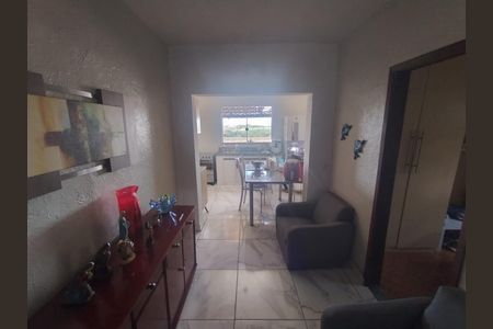 Foto 24 de casa à venda com 5 quartos, 240m² em Califórnia, Belo Horizonte