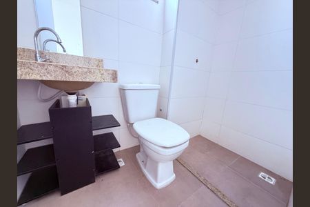 Apartamento para alugar com 100m², 3 quartos e 1 vaga Apartamento para alugar com 100m², 3 quartos e 1 vagaBanheiro