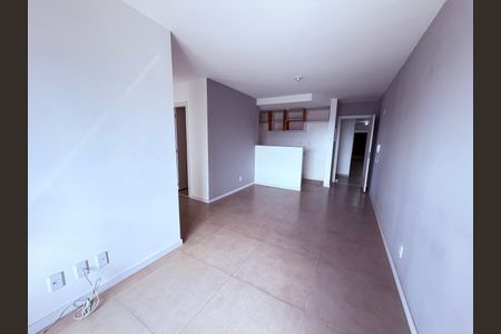 Apartamento para alugar com 100m², 3 quartos e 1 vaga Apartamento para alugar com 100m², 3 quartos e 1 vagaSala