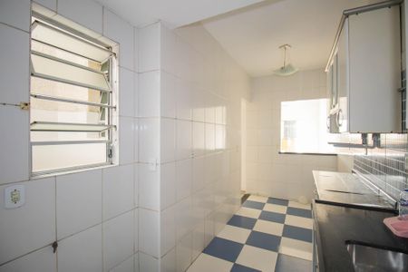 Casa de condomínio para alugar com 78m², 2 quartos e 2 vagas Casa de condomínio para alugar com 78m², 2 quartos e 2 vagasCozinha