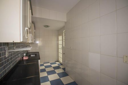 Casa de condomínio para alugar com 78m², 2 quartos e 2 vagas Casa de condomínio para alugar com 78m², 2 quartos e 2 vagasCozinha