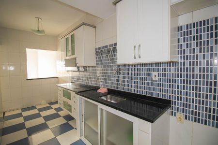 Casa de condomínio para alugar com 78m², 2 quartos e 2 vagas Casa de condomínio para alugar com 78m², 2 quartos e 2 vagasCozinha