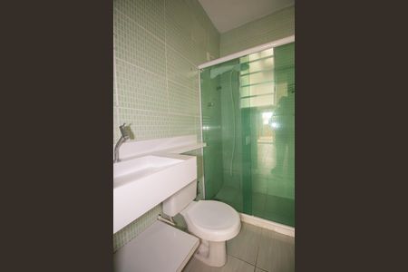 Casa de condomínio para alugar com 78m², 2 quartos e 2 vagas Casa de condomínio para alugar com 78m², 2 quartos e 2 vagasBanheiro
