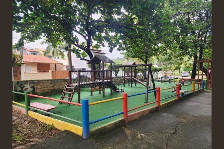 Casa de condomínio para alugar com 78m², 2 quartos e 2 vagas