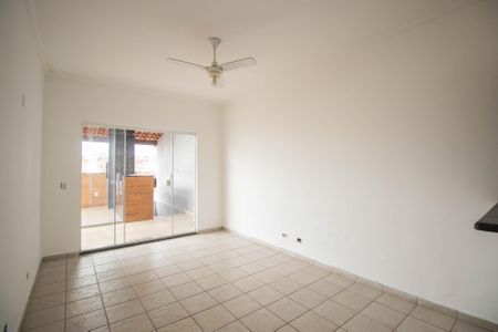 Sala de casa de condomínio para alugar com 2 quartos, 78m² em Tribobó, São Gonçalo