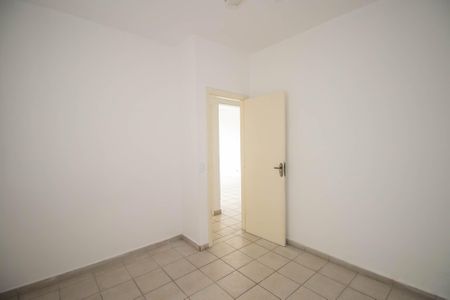 Quarto 2 de casa de condomínio para alugar com 2 quartos, 78m² em Tribobó, São Gonçalo