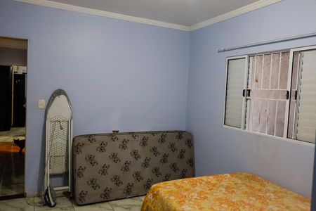 Casa à venda com 190m², 3 quartos e 3 vagas Casa à venda com 190m², 3 quartos e 3 vagasQuarto 2