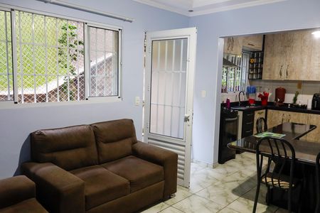 Sala de casa à venda com 3 quartos, 190m² em Santo Antônio, Osasco