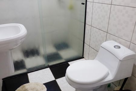 Casa à venda com 190m², 3 quartos e 3 vagas Casa à venda com 190m², 3 quartos e 3 vagasBanheiro