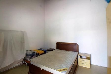 Quarto 2 de casa para alugar com 2 quartos, 158m² em Azenha, Porto Alegre