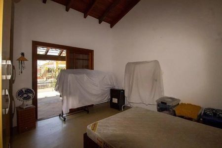Quarto 2 de casa para alugar com 2 quartos, 158m² em Azenha, Porto Alegre