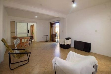 Sala de casa para alugar com 2 quartos, 158m² em Azenha, Porto Alegre