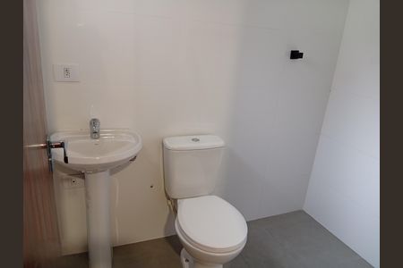 Casa à venda com 112m², 3 quartos e 3 vagas Casa à venda com 112m², 3 quartos e 3 vagasBanheiro