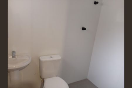 Casa à venda com 112m², 3 quartos e 3 vagas Casa à venda com 112m², 3 quartos e 3 vagasBanheiro