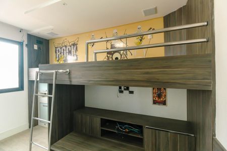 Apartamento à venda com 207m², 3 quartos e 3 vagas Apartamento à venda com 207m², 3 quartos e 3 vagasQuarto 1 - Suíte