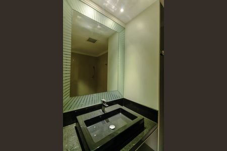 Apartamento à venda com 207m², 3 quartos e 3 vagas Apartamento à venda com 207m², 3 quartos e 3 vagasBanheiro da Suíte 3