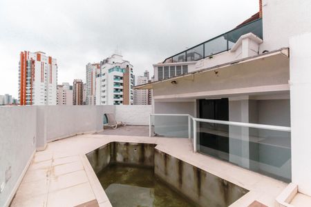 Apartamento à venda com 207m², 3 quartos e 3 vagas Apartamento à venda com 207m², 3 quartos e 3 vagasPiscina