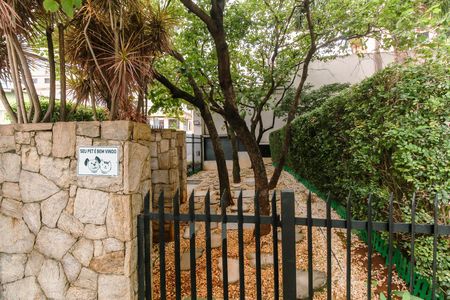 Apartamento à venda com 207m², 3 quartos e 3 vagas Apartamento à venda com 207m², 3 quartos e 3 vagasEspaço Pet