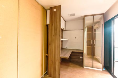 Apartamento à venda com 207m², 3 quartos e 3 vagas Apartamento à venda com 207m², 3 quartos e 3 vagasQuarto 2