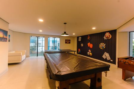 Apartamento à venda com 207m², 3 quartos e 3 vagas Apartamento à venda com 207m², 3 quartos e 3 vagasSala de Jogos