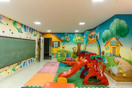 Apartamento à venda com 207m², 3 quartos e 3 vagas Apartamento à venda com 207m², 3 quartos e 3 vagasBrinquedoteca