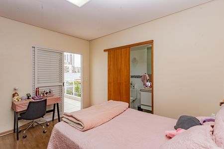 Casa à venda com 149m², 3 quartos e 2 vagasSuíte 2