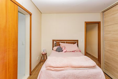 Casa à venda com 149m², 3 quartos e 2 vagasSuíte 2