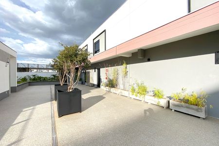 Casa à venda com 101m², 2 quartos e 2 vagas Casa à venda com 101m², 2 quartos e 2 vagasÁrea comum