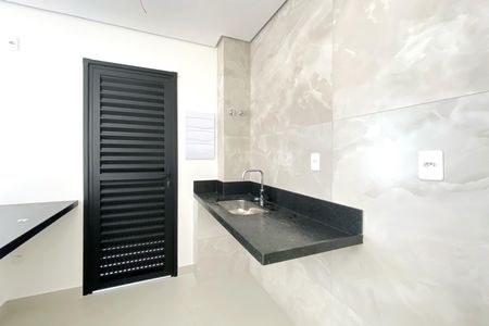 Casa à venda com 101m², 2 quartos e 2 vagas Casa à venda com 101m², 2 quartos e 2 vagasCozinha