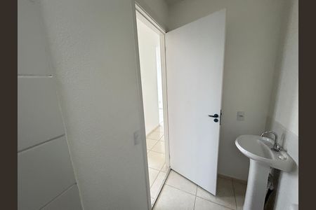 Apartamento para alugar com 52m², 2 quartos e sem vagaBanheiro