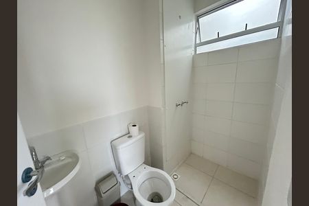 Apartamento para alugar com 52m², 2 quartos e sem vagaBanheiro