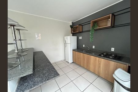 Apartamento para alugar com 52m², 2 quartos e sem vagaCozinha do salão de festa