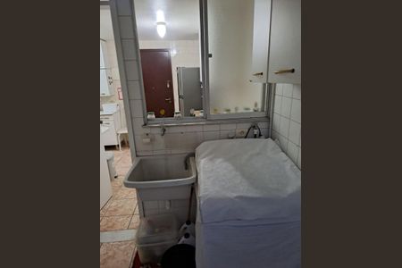 Apartamento à venda com 80m², 3 quartos e 1 vaga Apartamento à venda com 80m², 3 quartos e 1 vagaÁrea de serviço