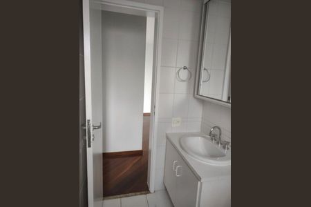 Apartamento para alugar com 61m², 2 quartos e 1 vaga Apartamento para alugar com 61m², 2 quartos e 1 vagaBanheiro