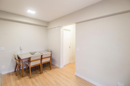 Apartamento à venda com 48m², 2 quartos e 1 vaga Apartamento à venda com 48m², 2 quartos e 1 vagaSala
