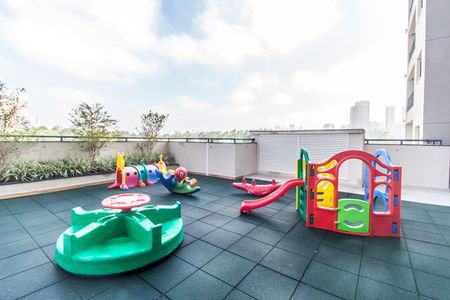 Apartamento à venda com 48m², 2 quartos e 1 vaga Apartamento à venda com 48m², 2 quartos e 1 vagaÁrea comum - Playground
