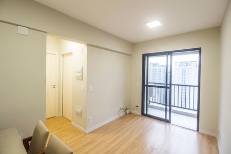 Sala  de apartamento para alugar com 2 quartos, 48m² em Aldeia, Barueri
