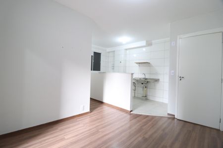 Sala de apartamento para alugar com 2 quartos, 50m² em Jardim Espanha, Uberlândia