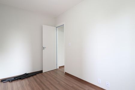 Quarto 1 de apartamento para alugar com 2 quartos, 50m² em Jardim Espanha, Uberlândia