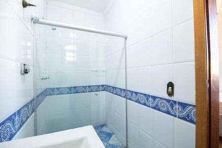 Casa à venda com 330m², 5 quartos e 3 vagas Casa à venda com 330m², 5 quartos e 3 vagasBanheiro da Suite