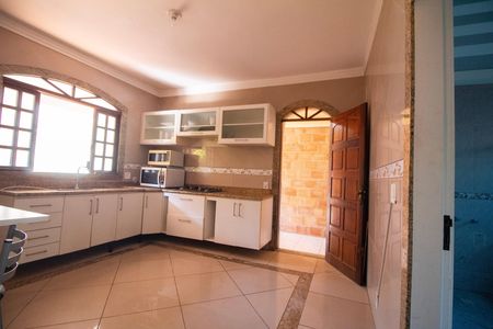 Cozinha  de casa à venda com 5 quartos, 330m² em Alto Caiçaras, Belo Horizonte