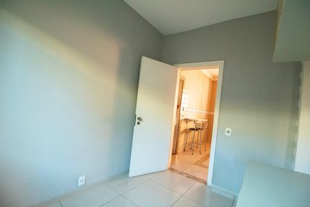 Casa à venda com 330m², 5 quartos e 3 vagas Casa à venda com 330m², 5 quartos e 3 vagasQuarto de Serviço