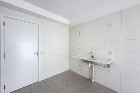 Apartamento à venda com 33m², 1 quarto e sem vaga Apartamento à venda com 33m², 1 quarto e sem vagaCozinha e Área de Serviço