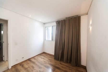 Apartamento para alugar com 92m², 2 quartos e 2 vagas Apartamento para alugar com 92m², 2 quartos e 2 vagasQuarto