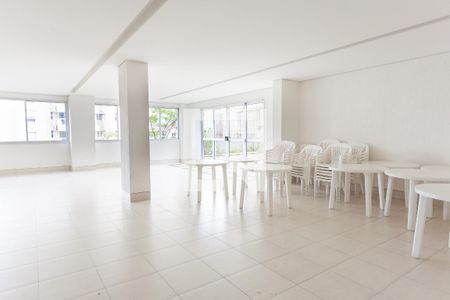 Apartamento para alugar com 92m², 2 quartos e 2 vagas Apartamento para alugar com 92m², 2 quartos e 2 vagasÁrea comum - Salão de festas