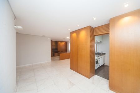 Apartamento para alugar com 92m², 2 quartos e 2 vagas Apartamento para alugar com 92m², 2 quartos e 2 vagasSala
