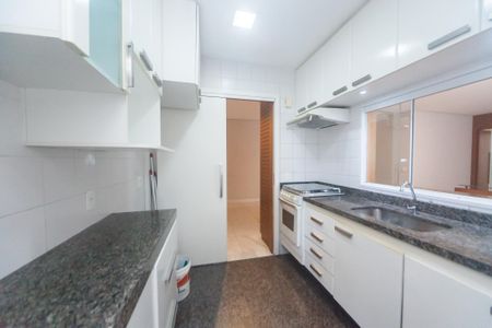 Apartamento para alugar com 92m², 2 quartos e 2 vagas Apartamento para alugar com 92m², 2 quartos e 2 vagasCozinha